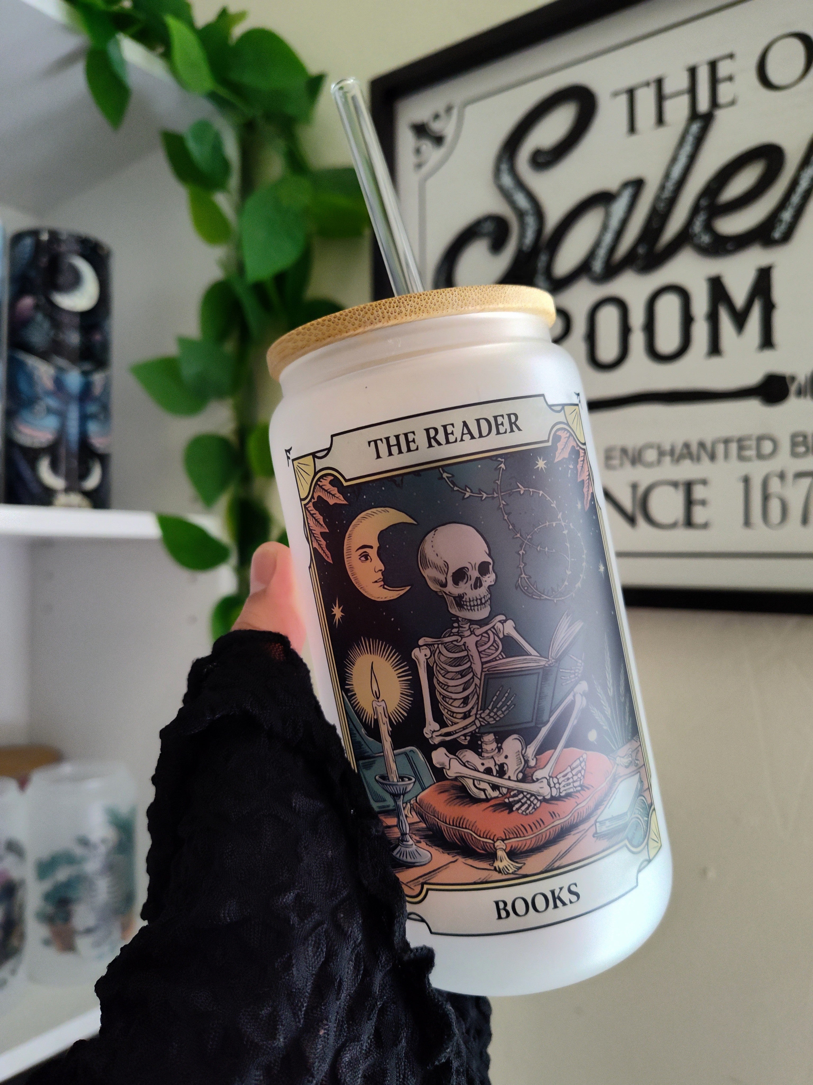 Whimsical Skellie🌛 |16oz Glass Cup