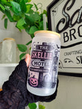 Skellie Motel 🎃 | 16oz Glass Cup