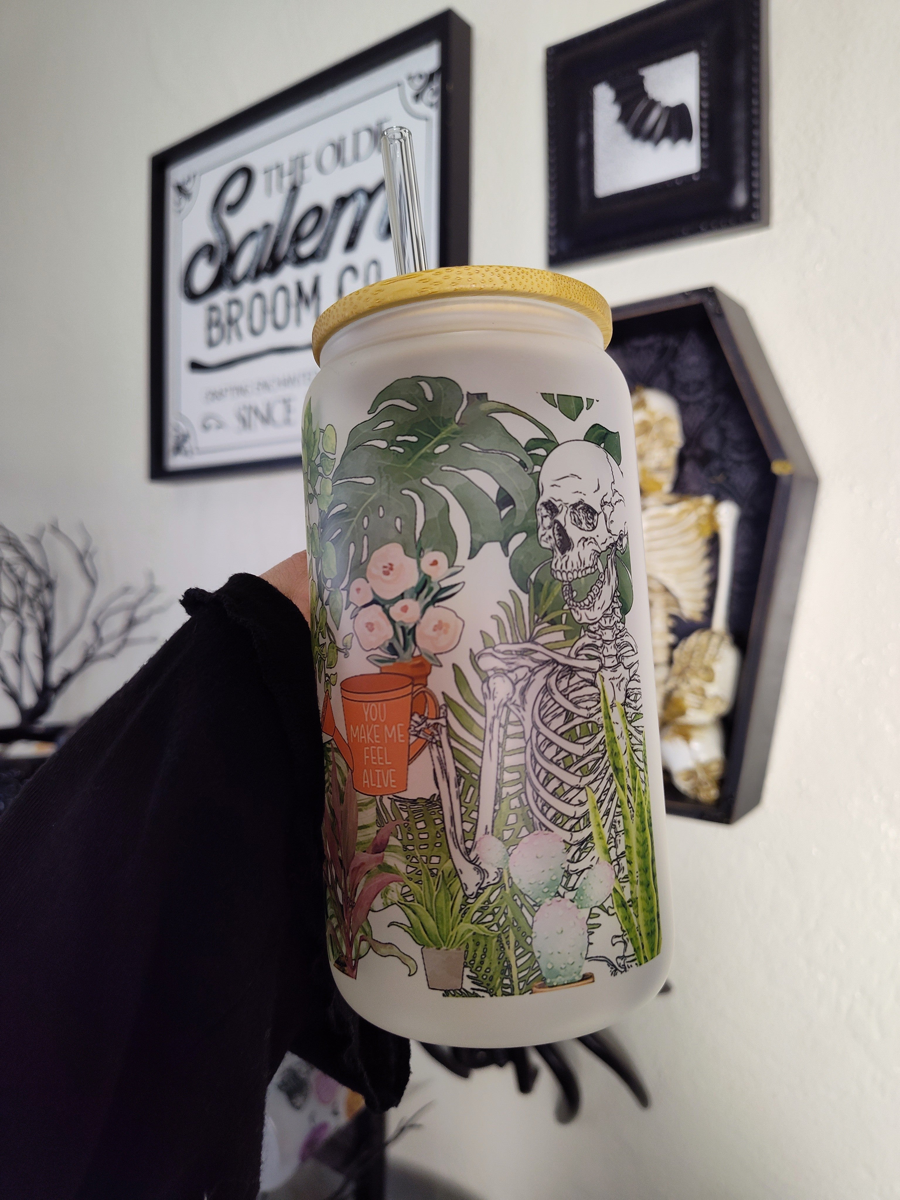 Garden Skellie 💀🌿  | 16oz Glass Cup