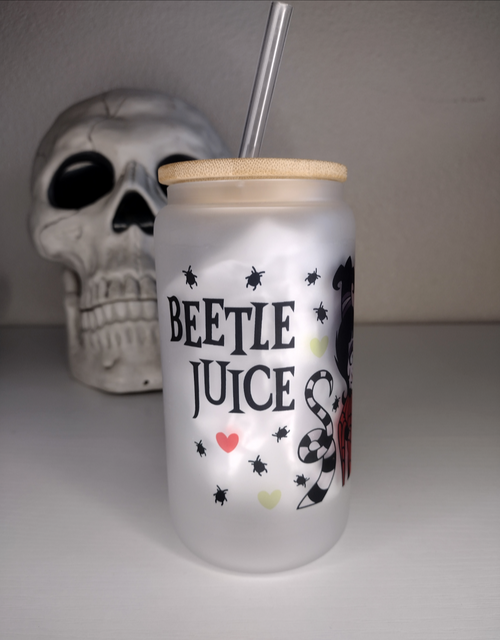 Beetle Juice🪲🧃| 16oz Glass Cup